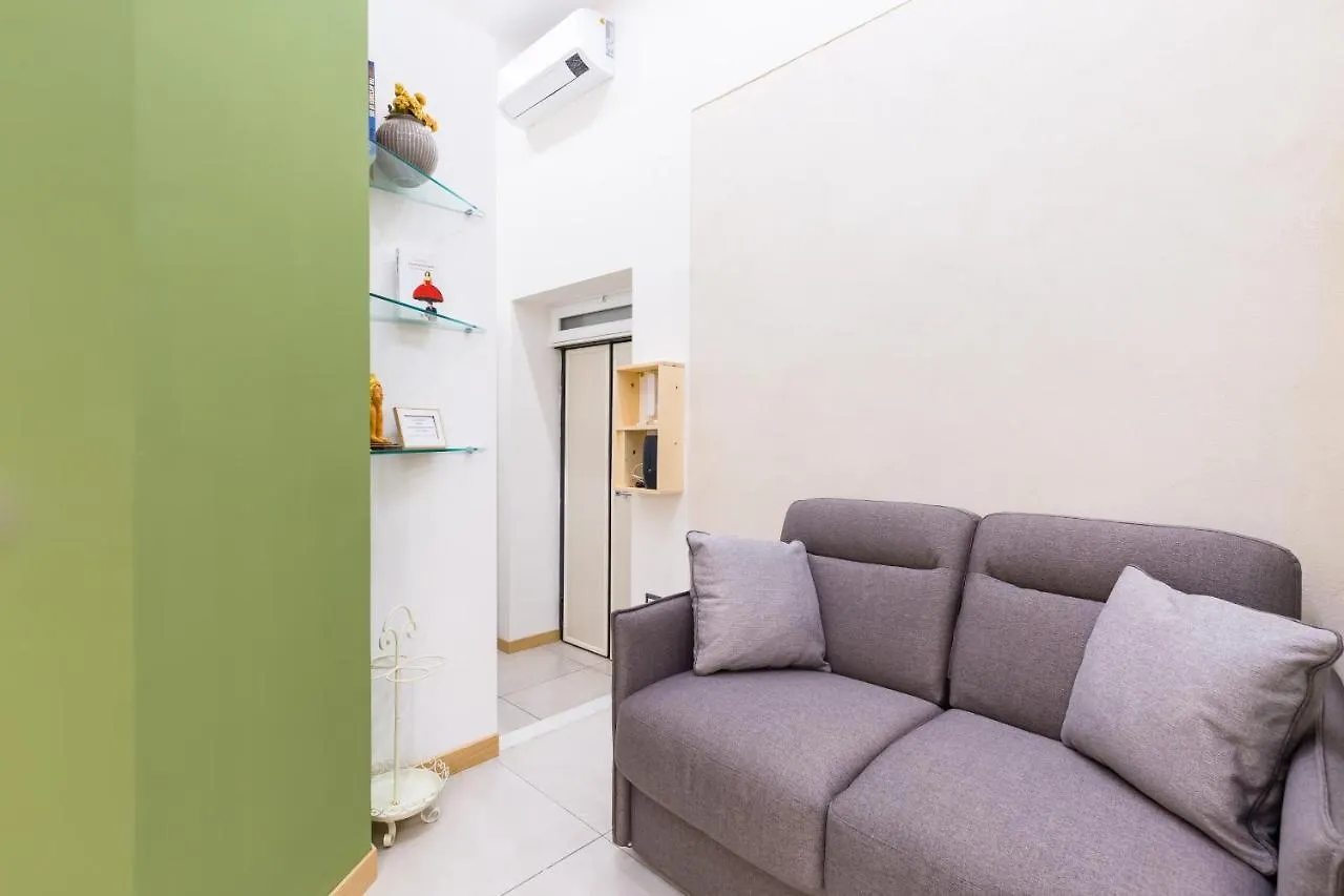 Baubo Sulla Via Dei Presepi By Napoliapartments 0*, Naples
